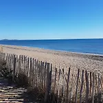 Maison De Vacances, Mas De La Plage, Clim, Terrasse Sud Degagee 4 Couchages, 200m De La Mer, Lrmp67