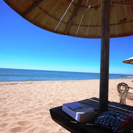 Villa Maison De Vacances: Beachside Retreat With Terrace